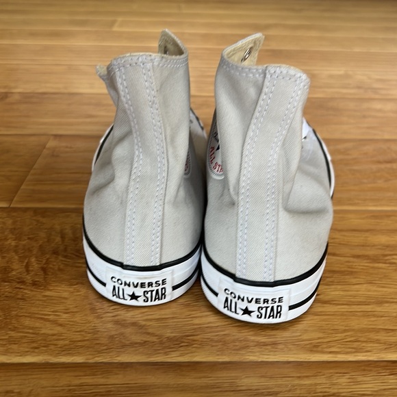 Converse Chuck 70 Grey Canvas High Tops - Picture 4 of 8